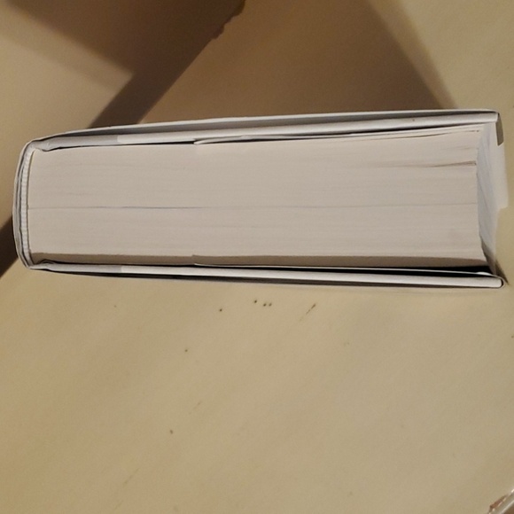 Steve Jobs by Walter Isaacson Hardcover Book - Picture 12 of 12